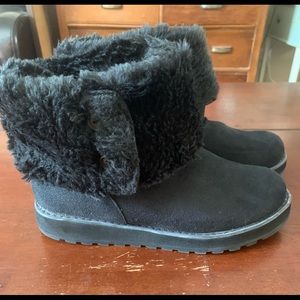 Skechers Australia Boots